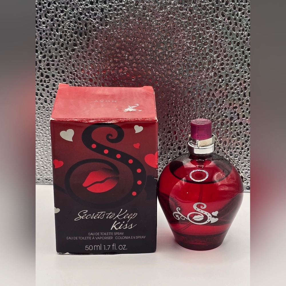 Avon Secrets to Keep Kiss Eau de Toilette Perfume Spray 1.7 Oz